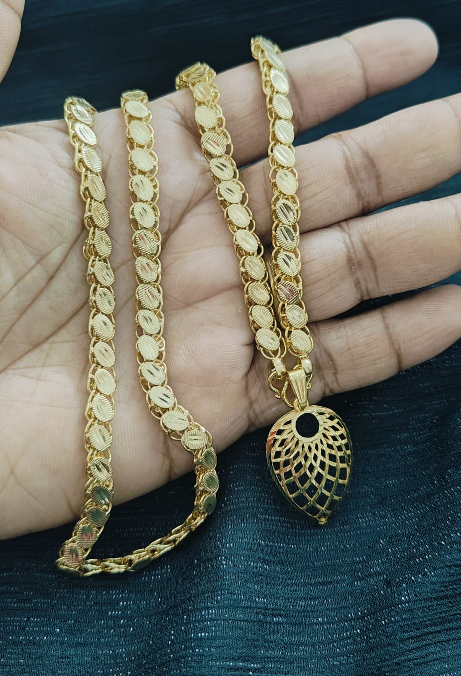 Supreme 8 Pidi Chain