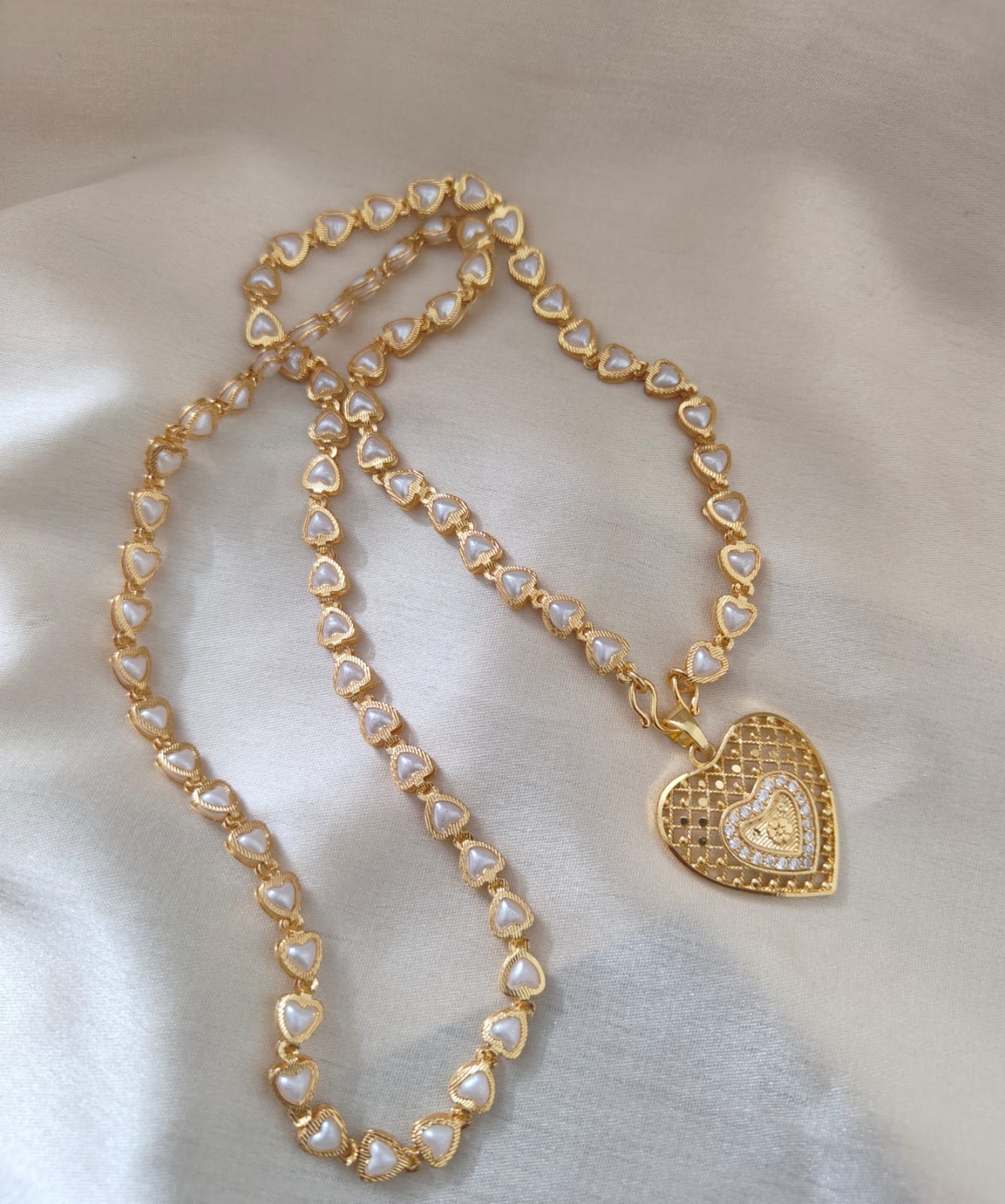 Premium Shine Pearl Chain